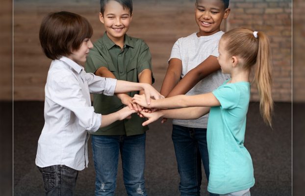 Micro-Social Capital: The Invisible Role of Childhood Friendships in Shaping Future Leaders